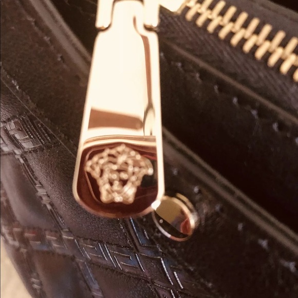 Versace black leather brand new never worn - Picture 3 of 7